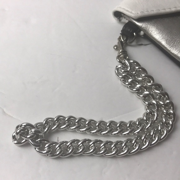 EXPRESS CLUTCH BAG WRISTLET BLACK/SILVER/WHITE NEW - Picture 4 of 11